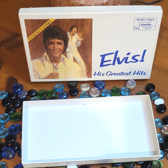 *RARE* Elvis Greatest Hits! Collector’s Edition Vintage tapes Set - Picture 7 of 8